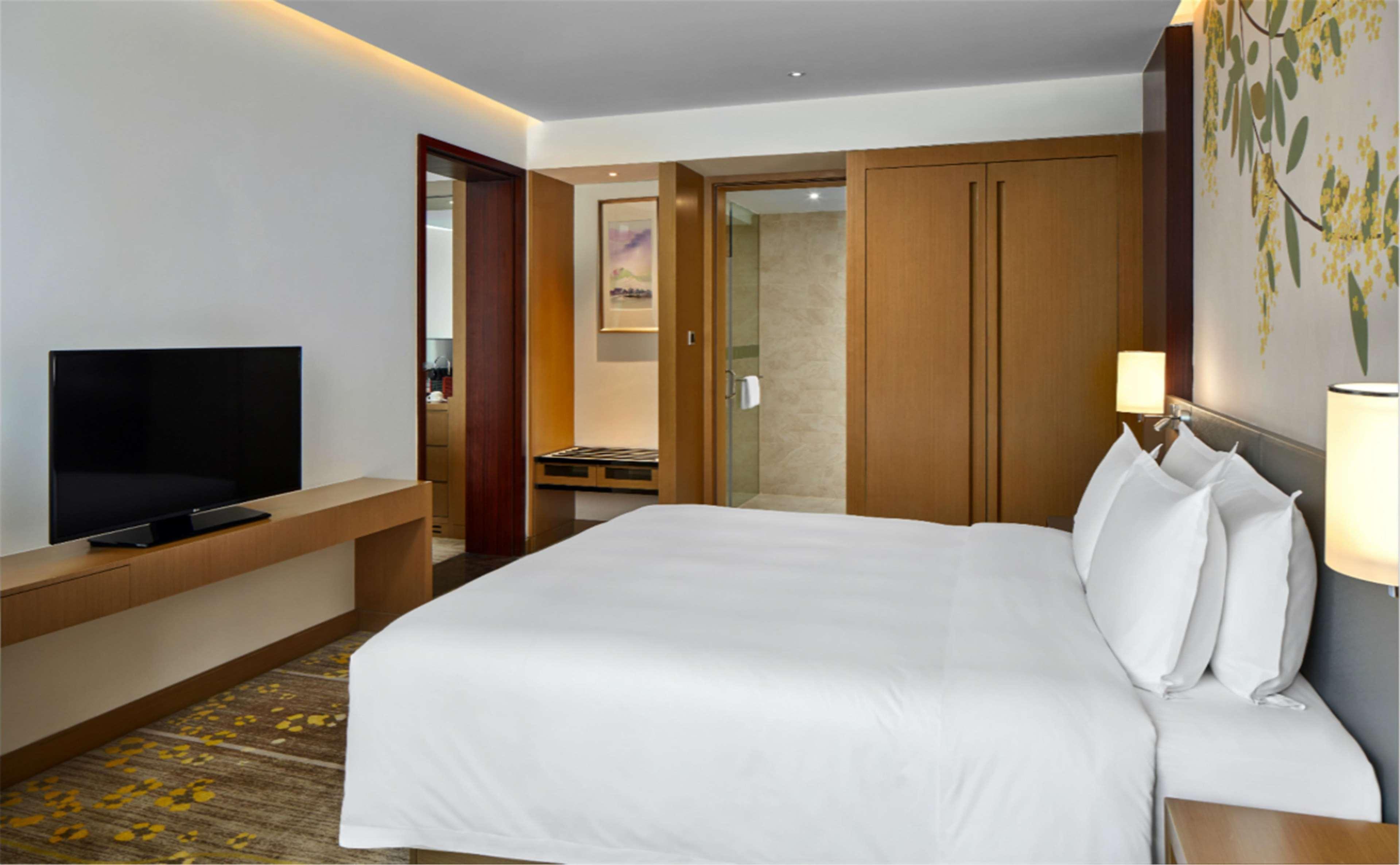 Hilton Garden Inn Foshan Esterno foto