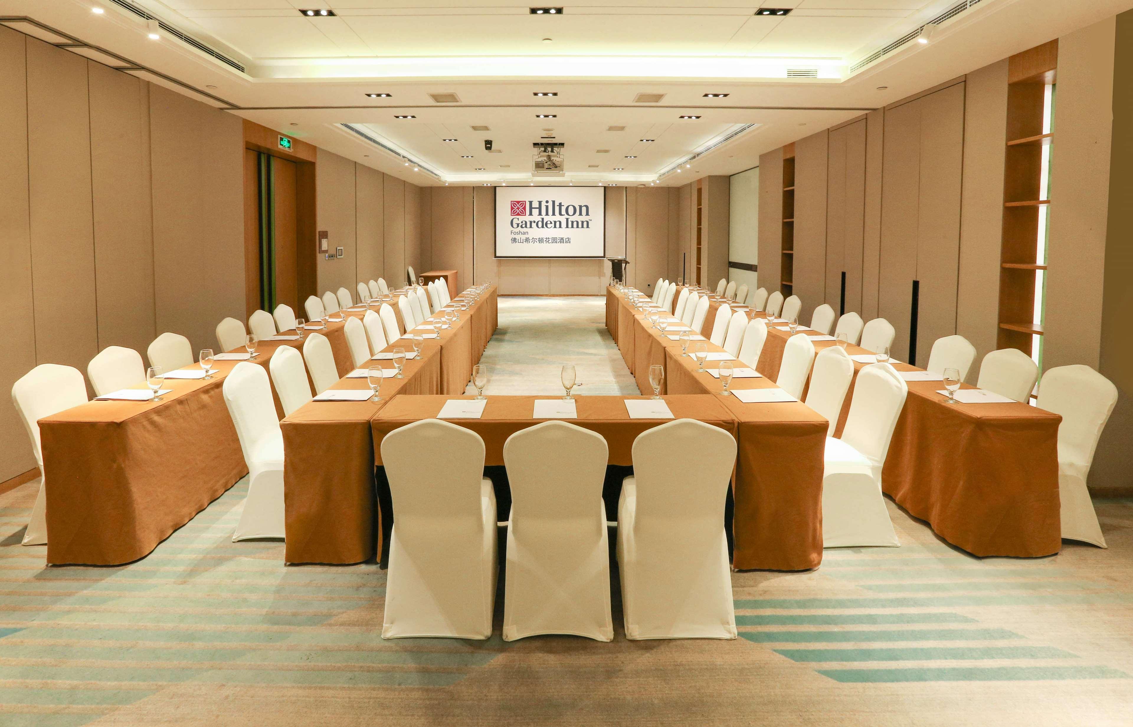 Hilton Garden Inn Foshan Esterno foto