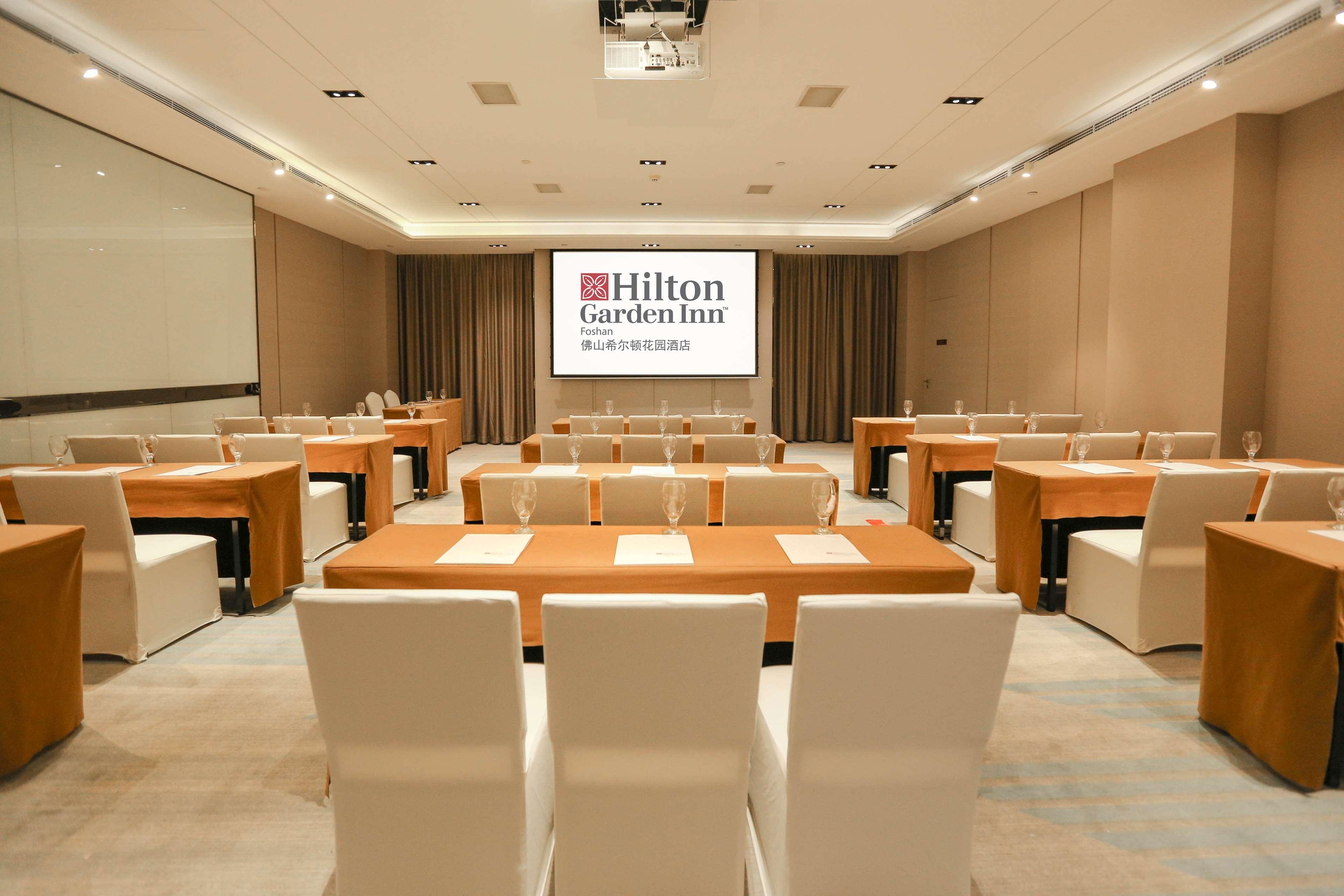 Hilton Garden Inn Foshan Esterno foto
