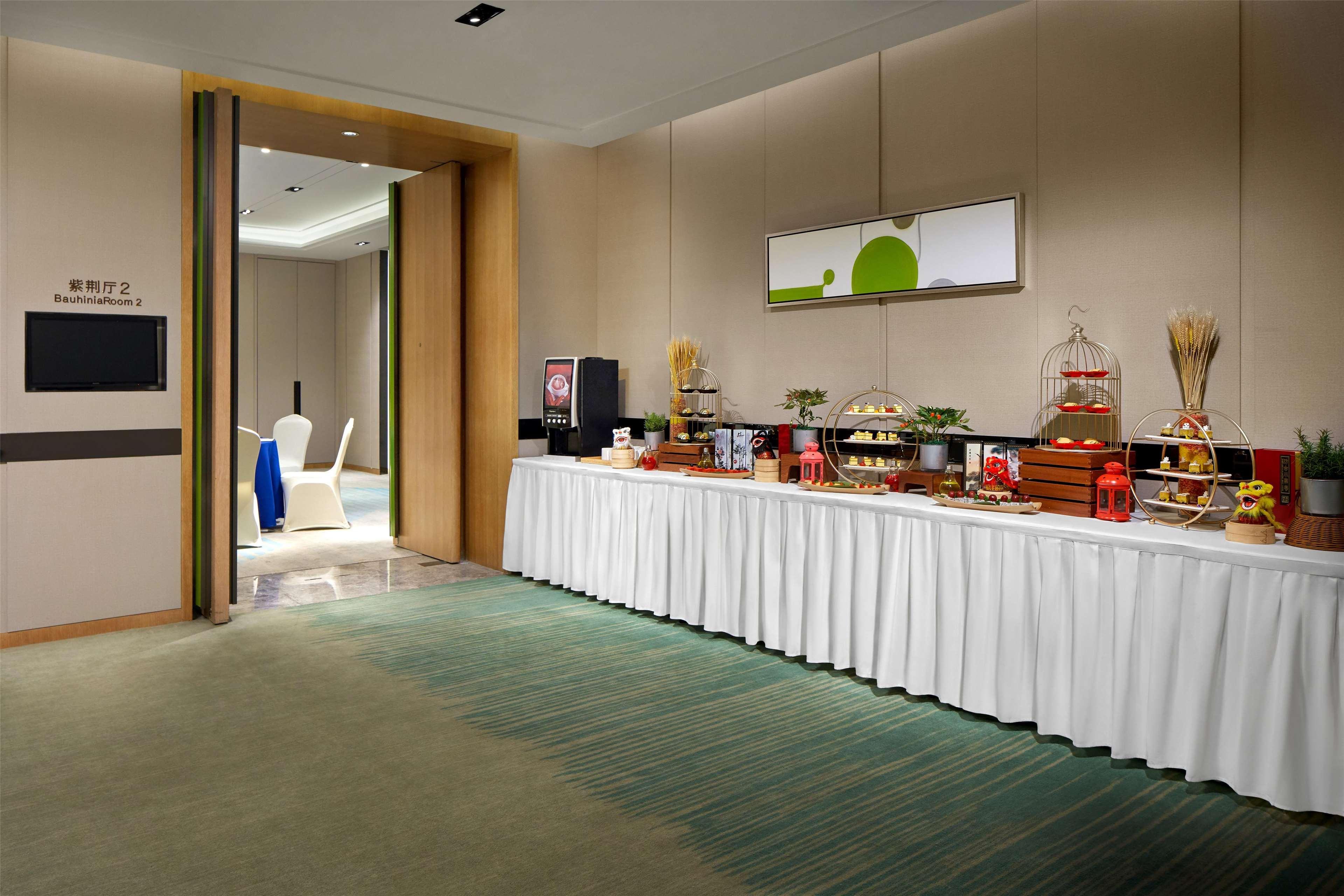 Hilton Garden Inn Foshan Esterno foto