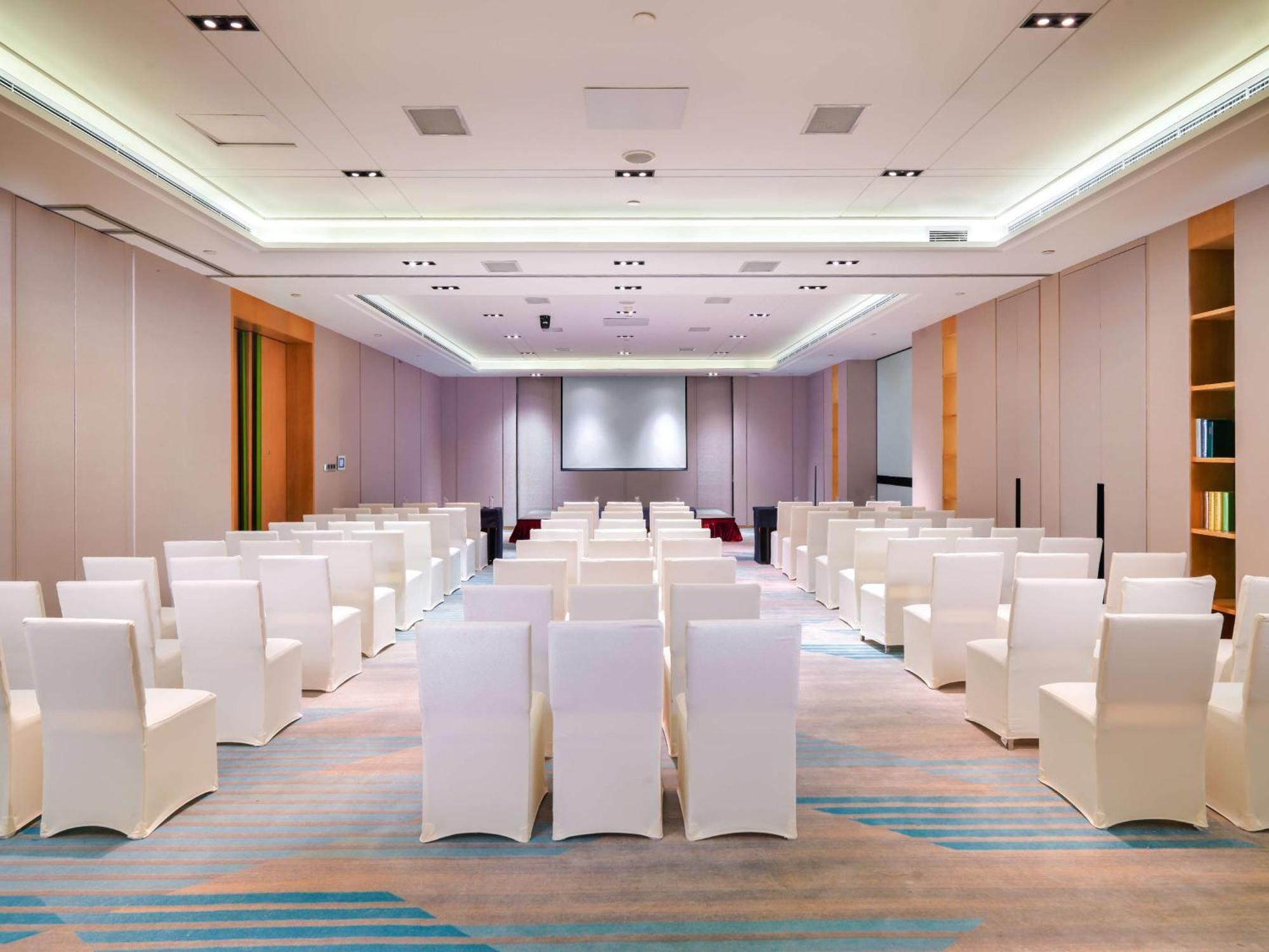 Hilton Garden Inn Foshan Esterno foto