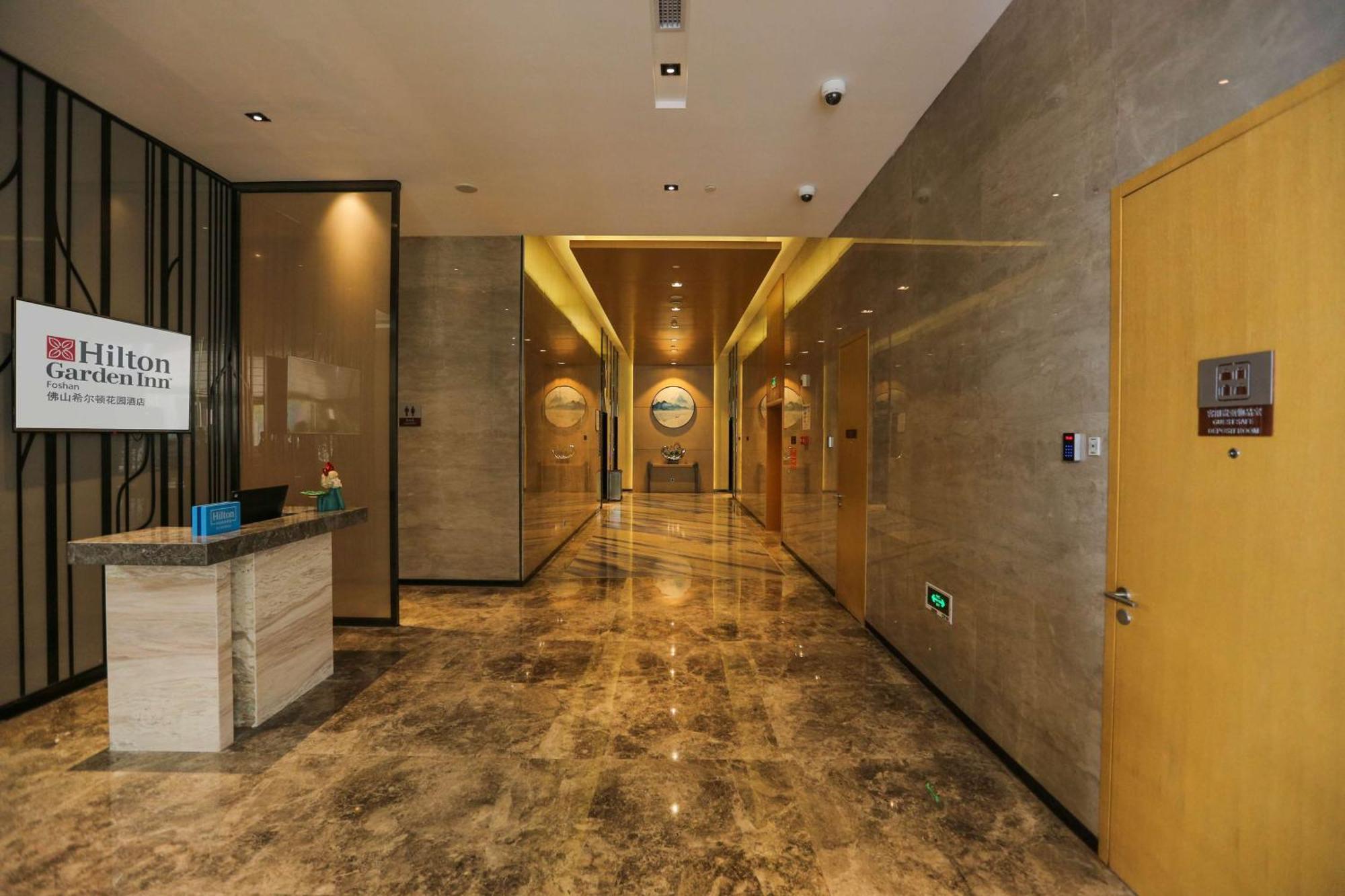 Hilton Garden Inn Foshan Esterno foto