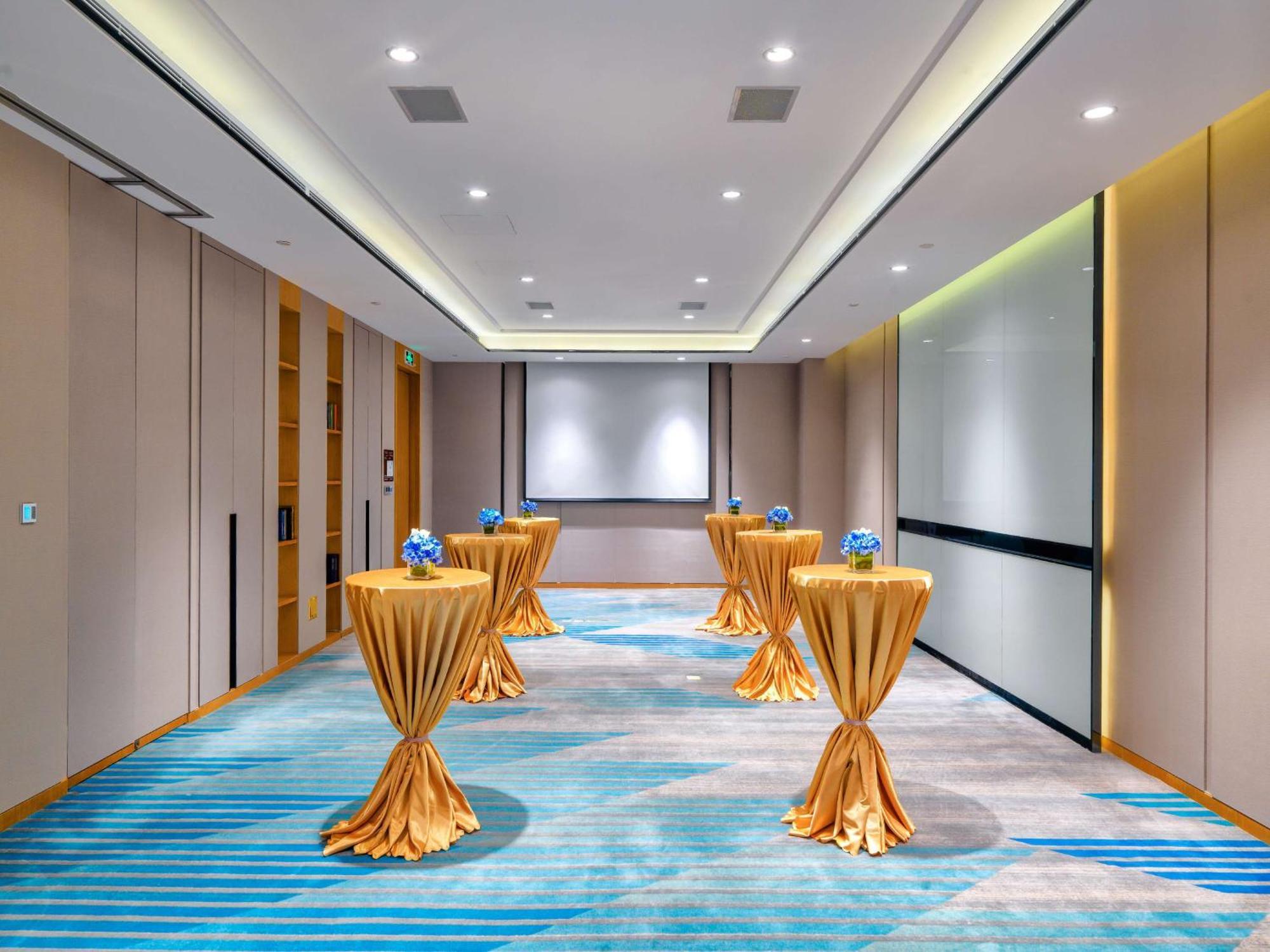 Hilton Garden Inn Foshan Esterno foto